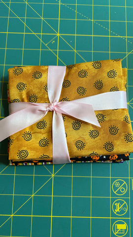 Halloween Fat Quarter Frenzy Bundle - HFQ6