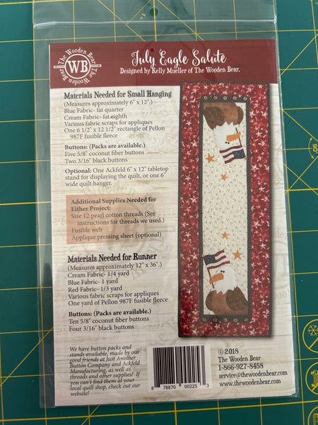 Table topper Pattern, Little quilts July Eagle Salute