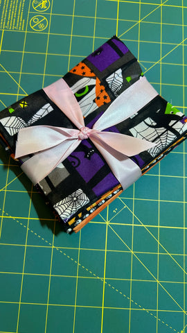 Halloween Fat Quarter Frenzy Bundle - FQ10