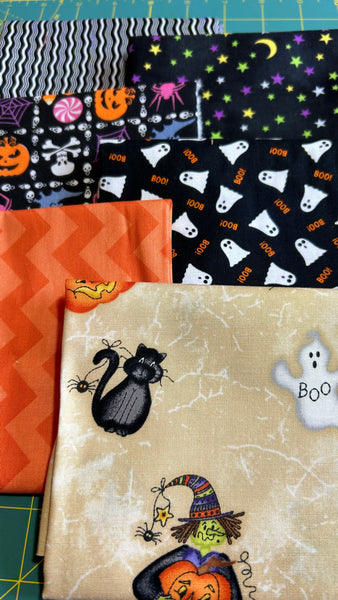 Halloween Fat Quarter Frenzy Bundle - HFQ7
