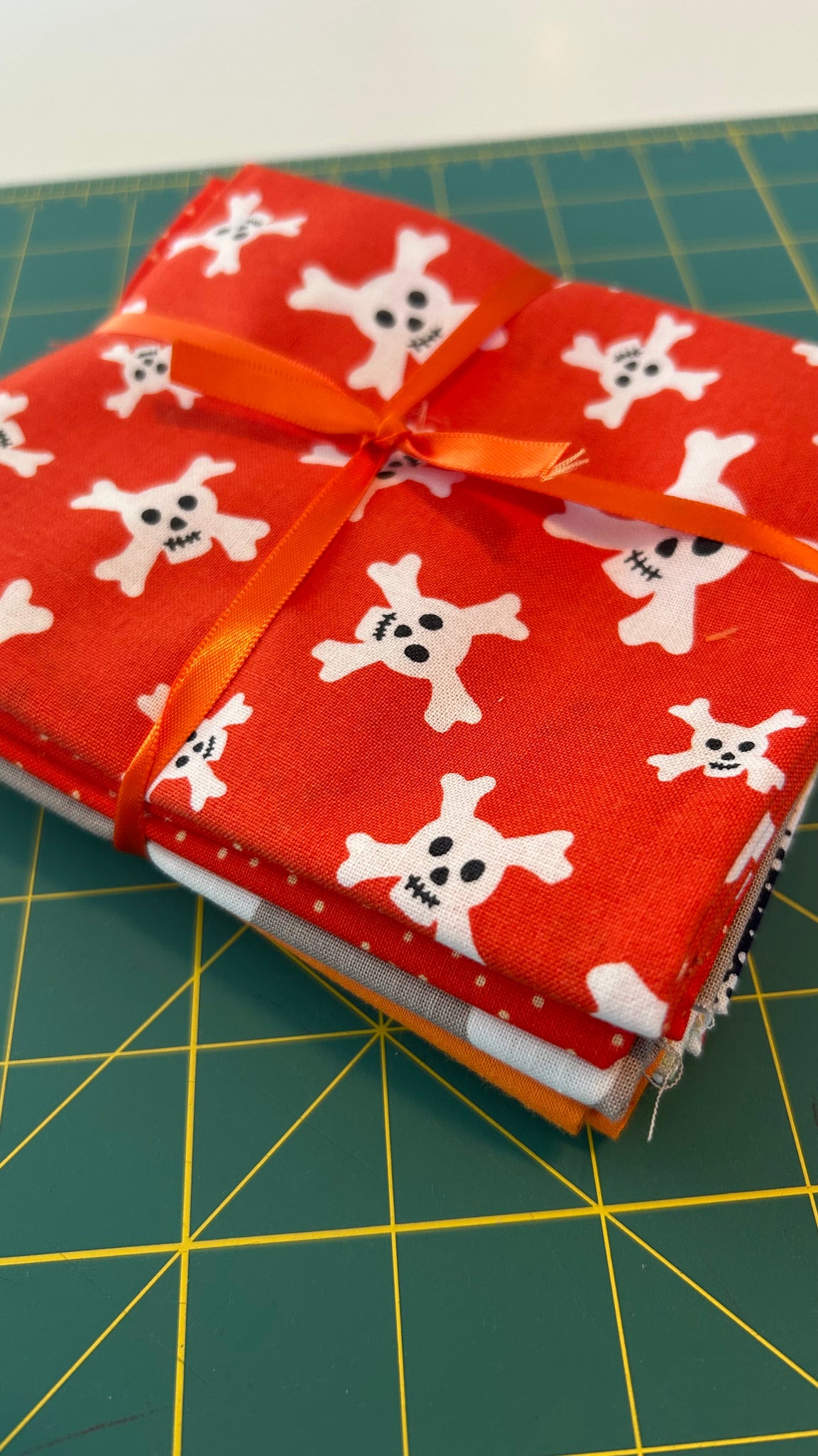 Fat Quarter Frenzy Bundle - FQ40
