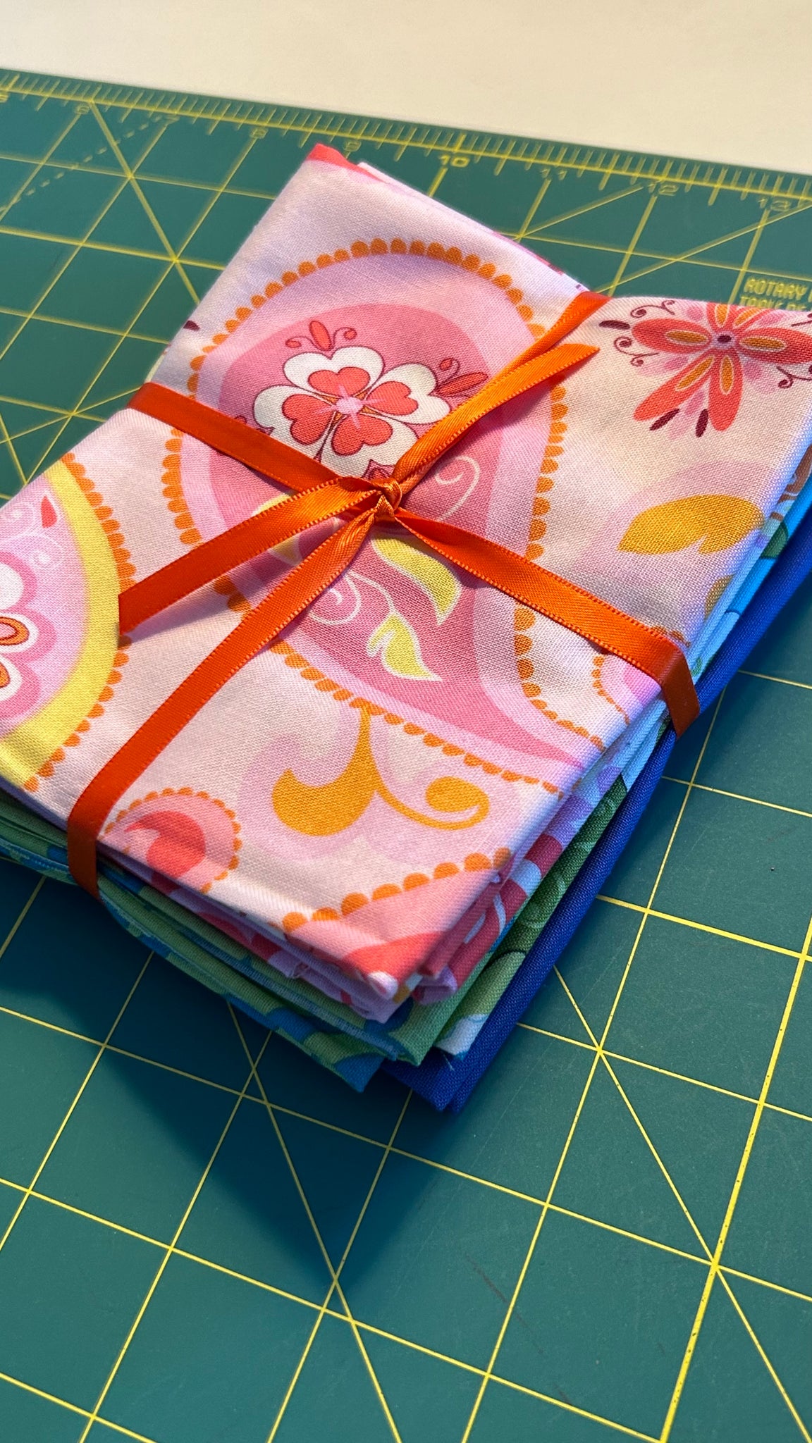 Fat Quarter Frenzy Bundle - FQ59