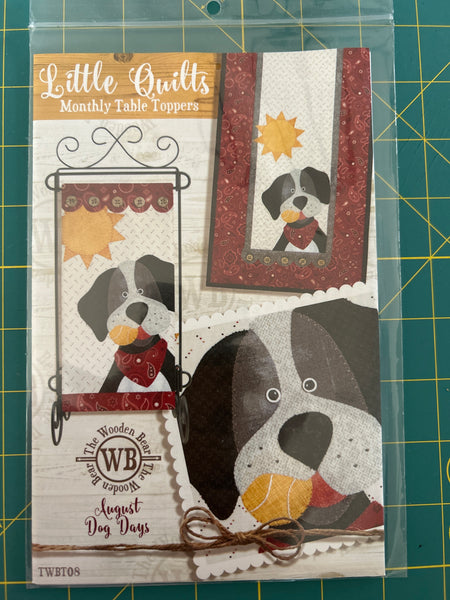 Table topper Pattern, Little quilts August Dog Days