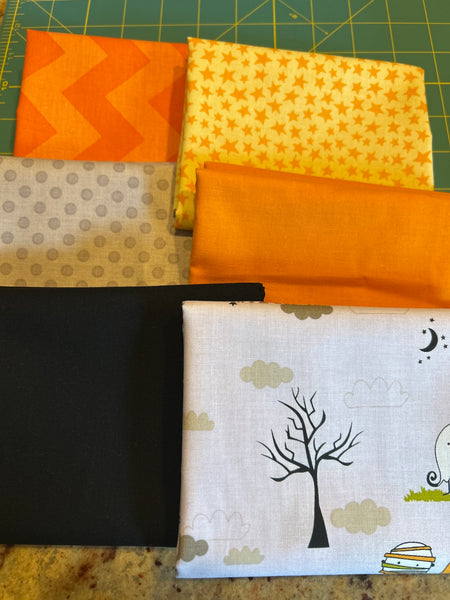 Halloween Fat Quarter Frenzy Bundle - HFQ30
