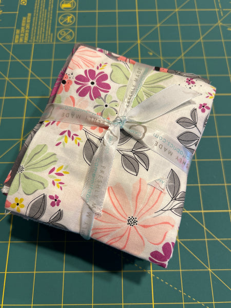 Floral Camelot Fat quarter bundle