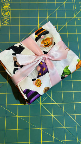 Halloween Fat Quarter Frenzy Bundle - HFQ11