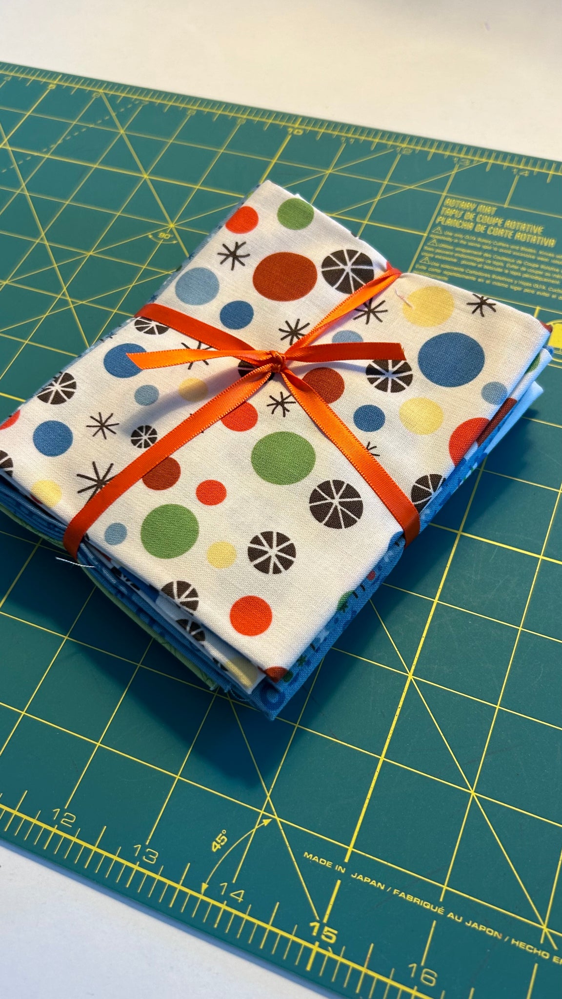 Fat Quarter Frenzy Bundle - FQ53