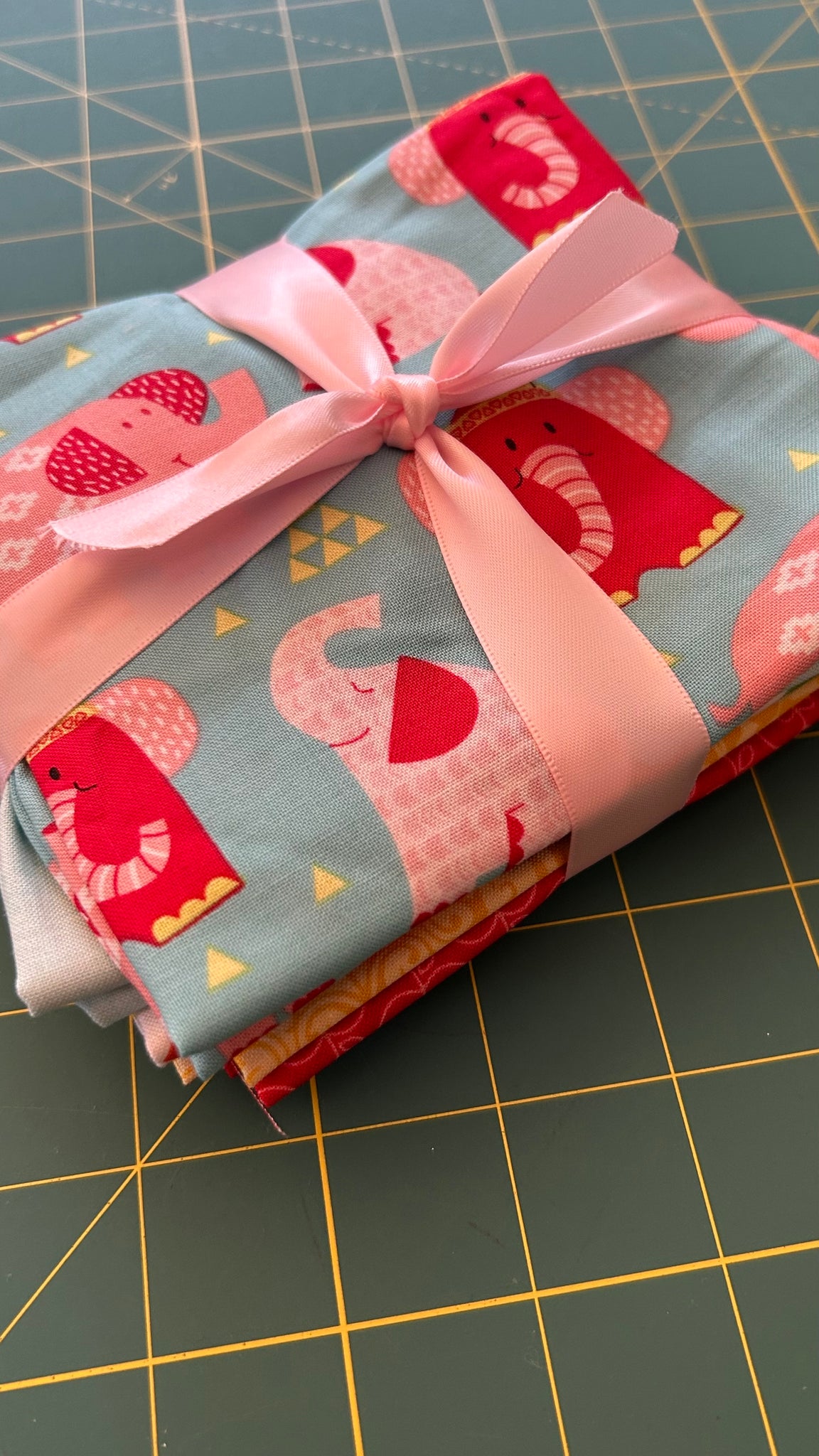 Fat Quarter Frenzy Bundle - FQ82