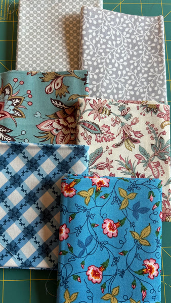 Fat Quarter Frenzy Bundle - FQ26