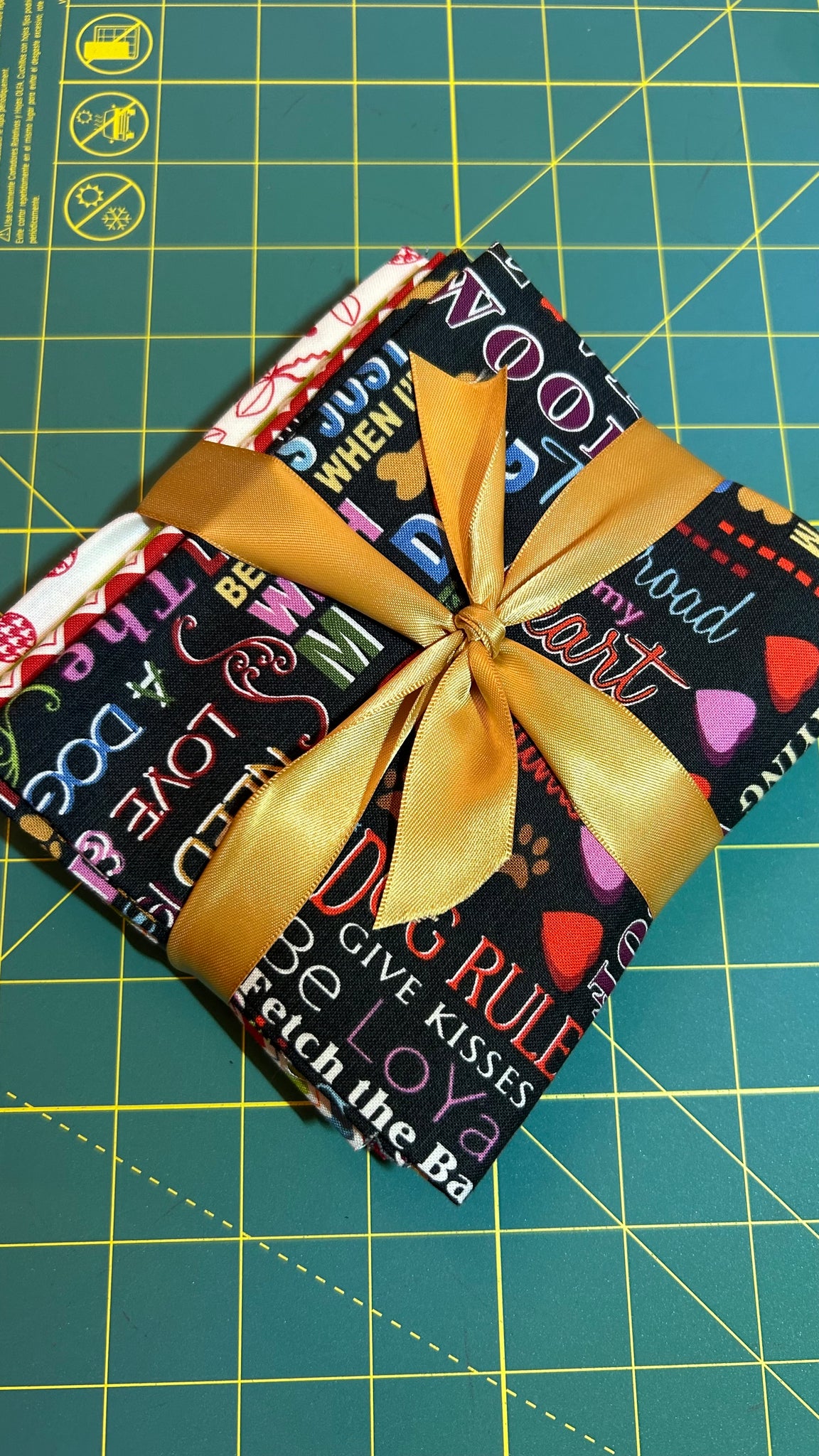Fat Quarter Frenzy Bundle - FQ108