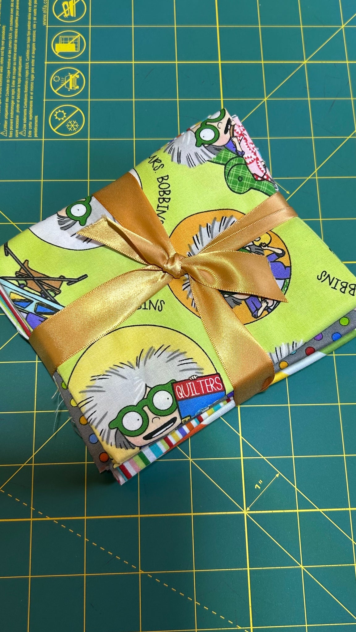 Fat Quarter Frenzy Bundle - FQ24