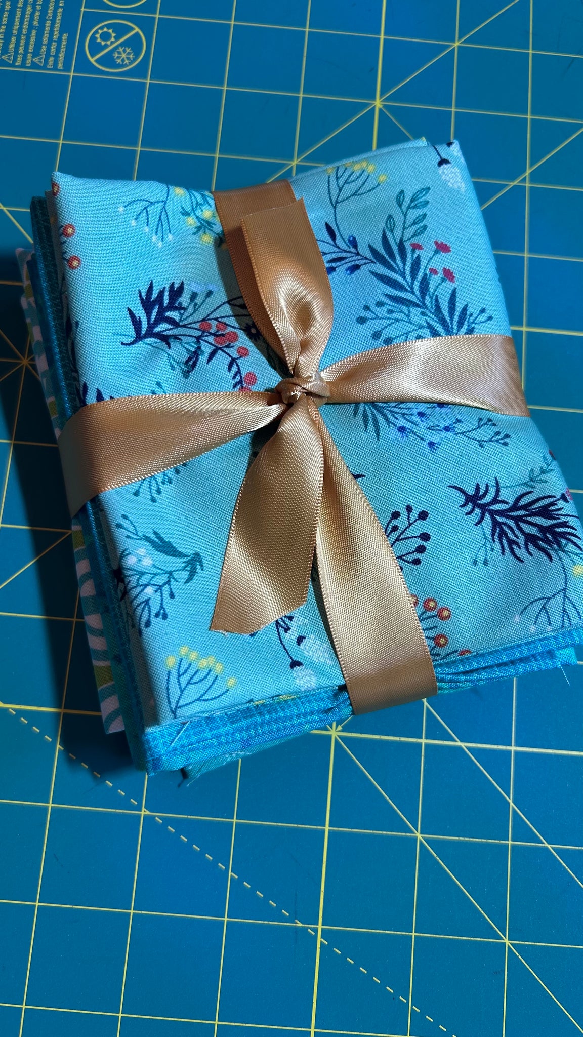 Fat Quarter Frenzy Bundle - FQ116