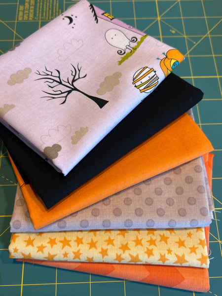 Halloween Fat Quarter Frenzy Bundle - HFQ30