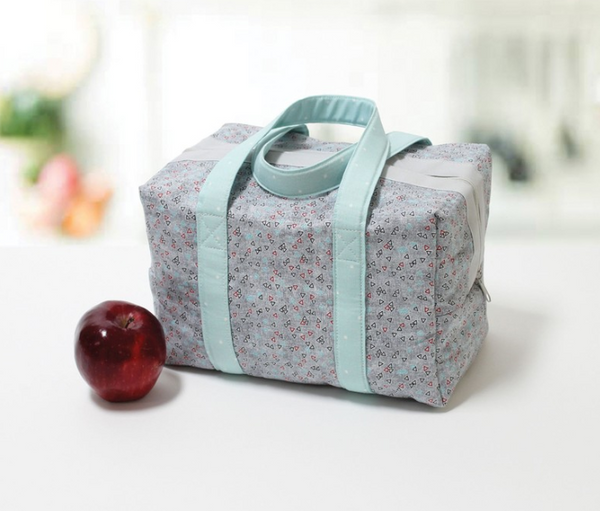Insulated Lunchbox Sewing Kit with Zippity-Do-Done
